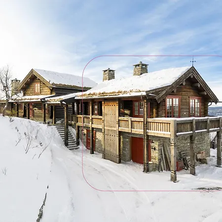Tommerhytte I Valdres Med Panoramautsikt Over Fjellene